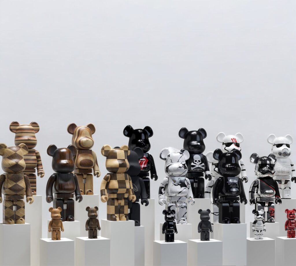 Movie BEARBRICK SERIES